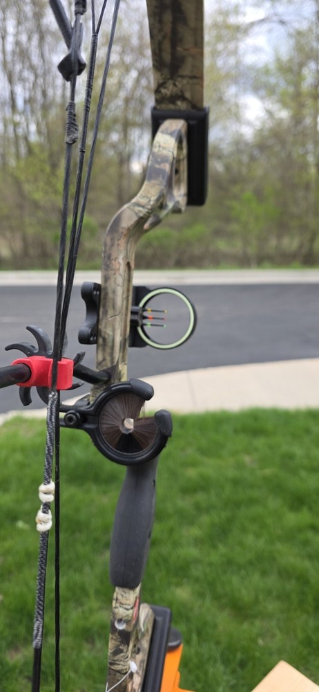 PSE Stinger Compound Bow
