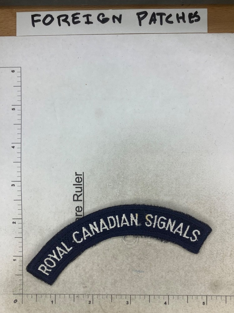 VINTAGE ROYAL CANADIAN SIGNALS SCROLL PATCH