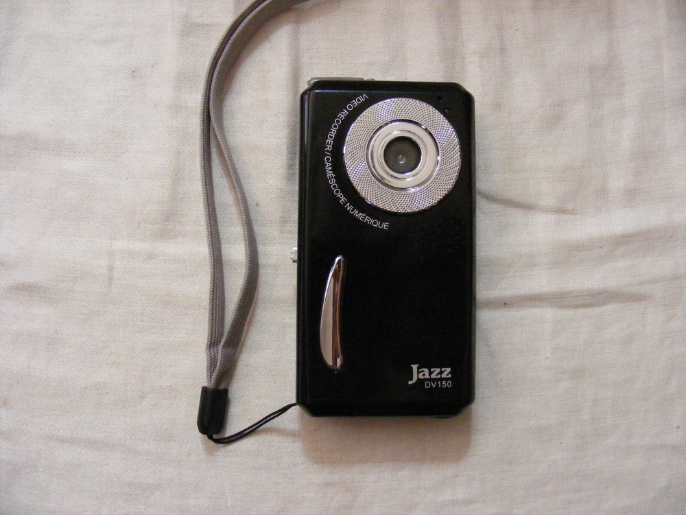 Vintage Jazz DV150 Video Recorder w/Pouch Instructions CD & Extra Strap