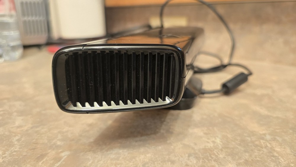 Xbox 360 Kinect Connect Sensor - Model 1414