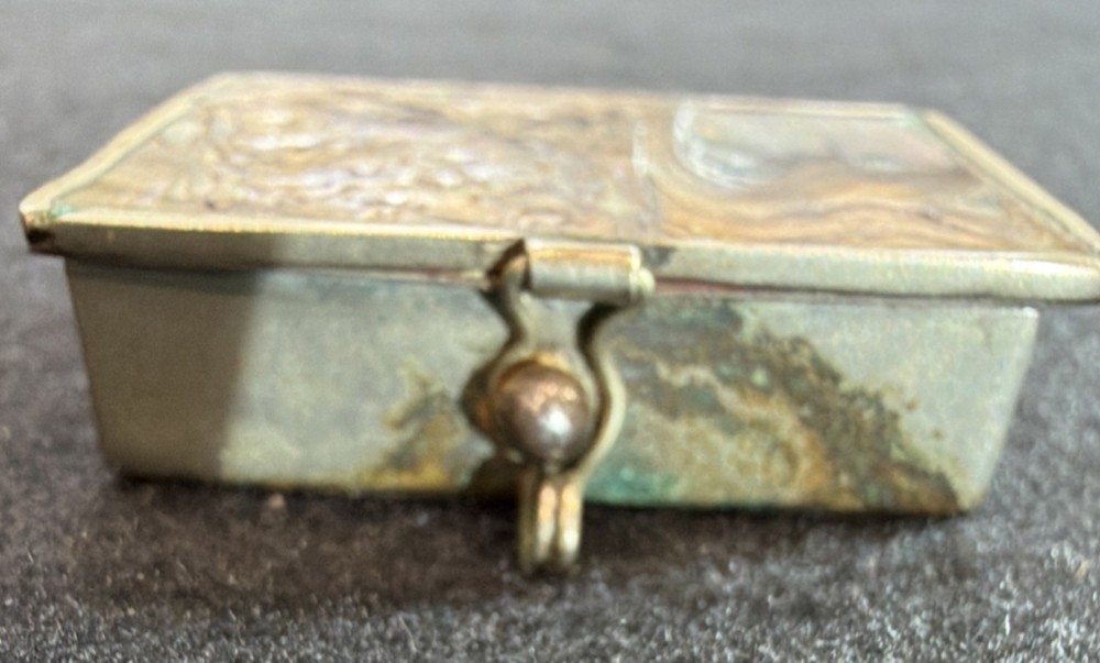 Rectangular Snuff Box with Abalone Inlay and Hinged Lid