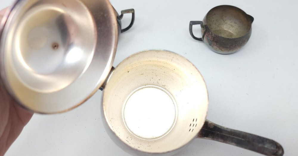 Oneida Silversmiths Coffee Tea Pot Creamer Sugar Set Silver Plate