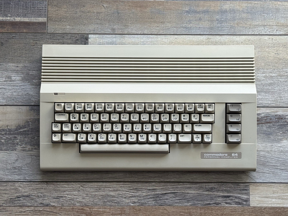Fully Refurbished Commodore 64C + Original Box | Recapped, Tested, Guaranteed