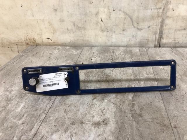 1991-2010 Freightliner CLASSIC XL SWITCH Dash Panel - Used