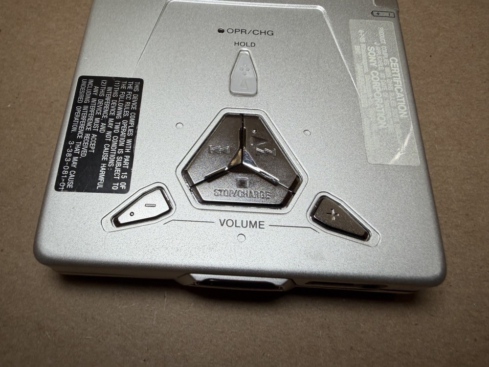 Sony Portable Minidisc Player Walkman MZ-E33 and Remote RM-MZE33 Tested *Read*
