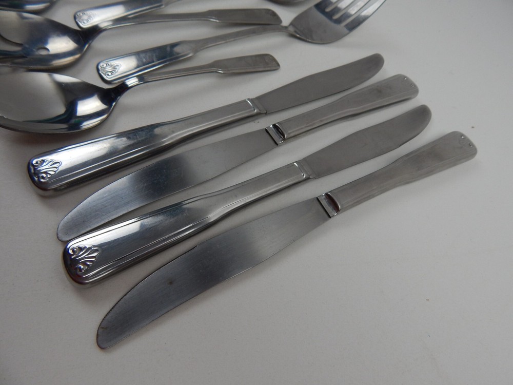 Oneida SHELTON Custom Stainless Flatware Spoons Forks Knives 54pc