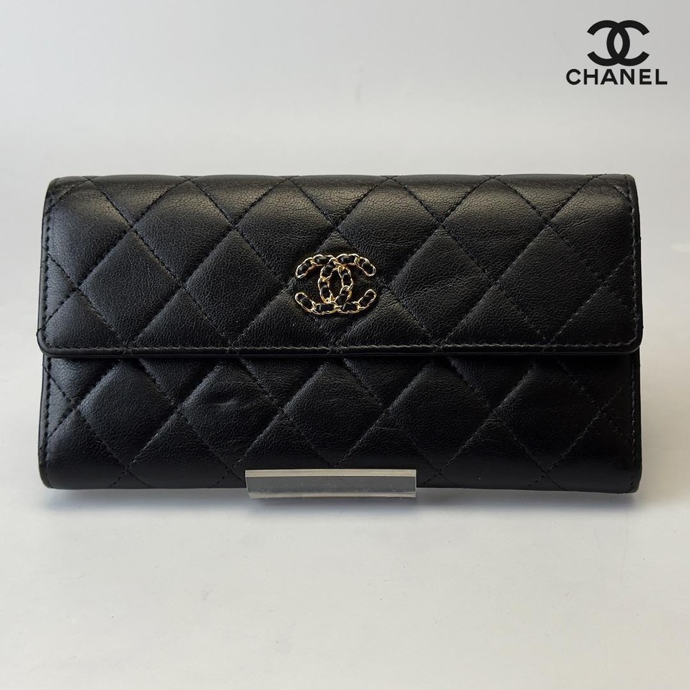 Authentic CHANEL 19 DIX-NEUF Flap Long Wallet