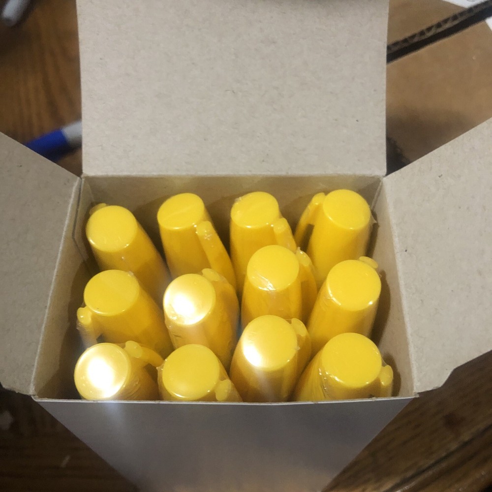 Sharpie 35554 Paint Marker Yellow 12 pc Medium Tip Oil Based