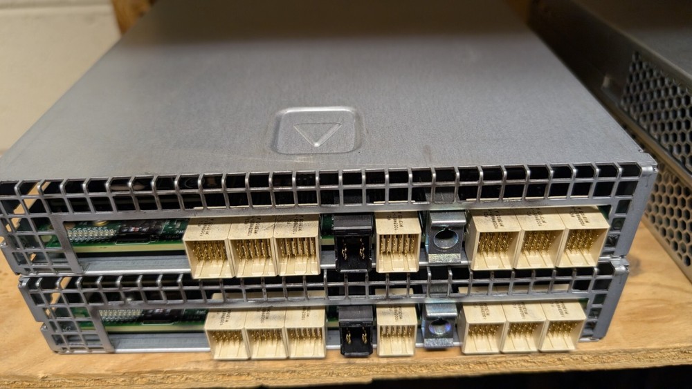 LOT OF 2 DELL EQUALLOGIC E09M001 E09M CONTROL MODULE TYPE 11