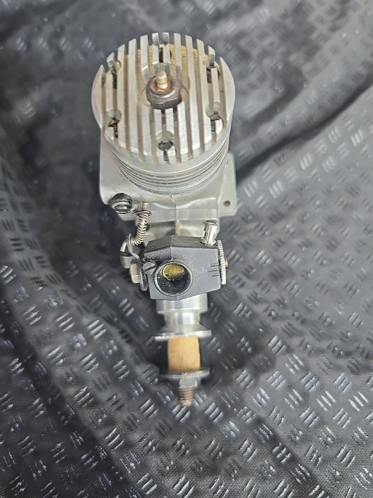 K&B .40 Vintage Motor