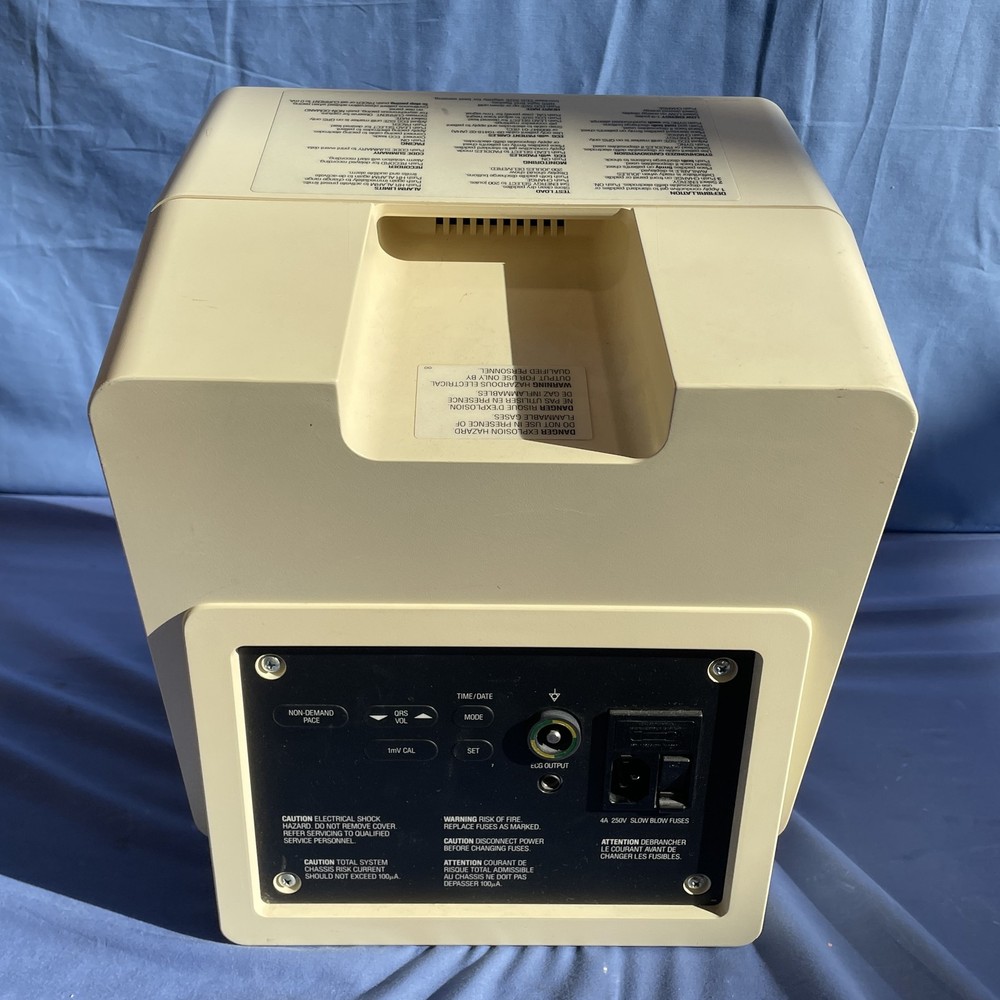 LifePak 9P with Quick-Combo Pacing Adapter & Cables