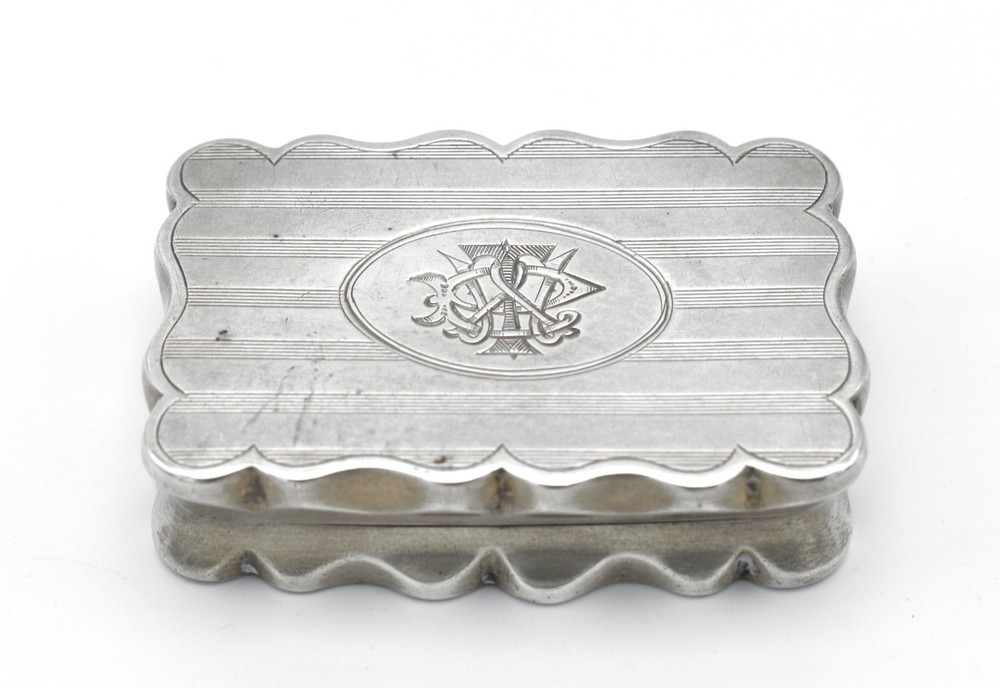 Antique Solid Silver Snuff Box 1911 Shaped William Aitken