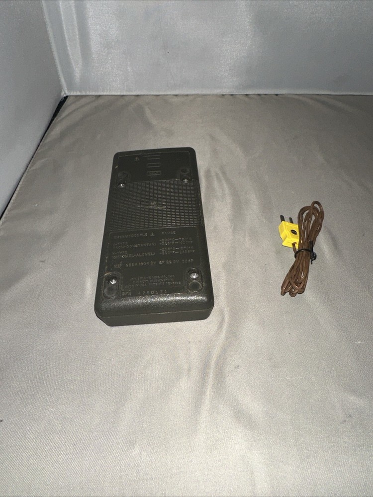 Fluke 51 K/J Thermometer