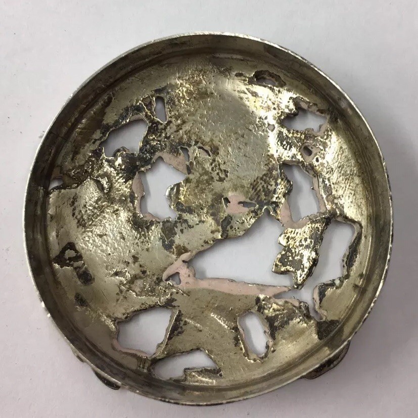 Antique 1908 Comyns & Sons Solid Silver Pill Box Floral Pierced Top