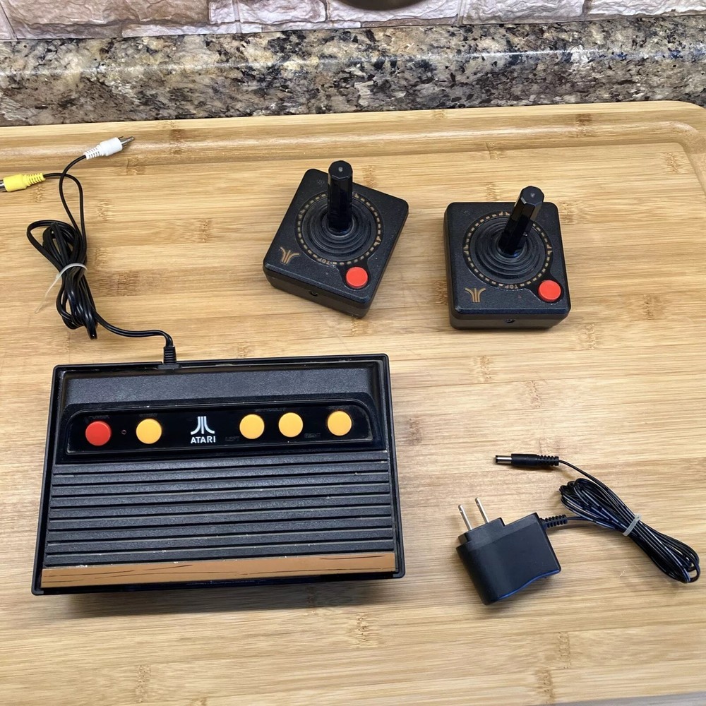 Atari Flashback 4 Classic Game Console With 2 Wireless Joystick Controllers