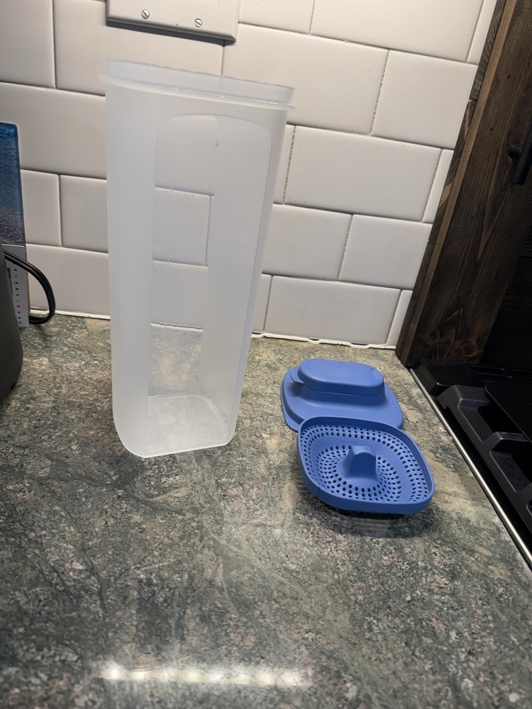 *NEW* Tupperware 2 Quart Slim Line Pitcher with Strainer - Blue Seal