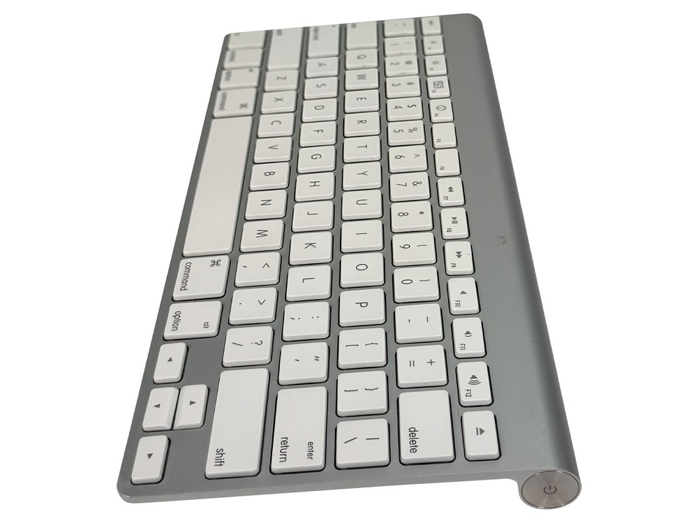 Apple A1314 Wireless Bluetooth Keyboard - Genuine for iMac, Mac, MacBook, iPad