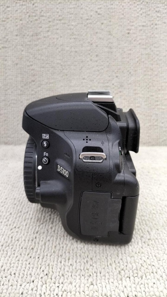 NIKON D5100 238451