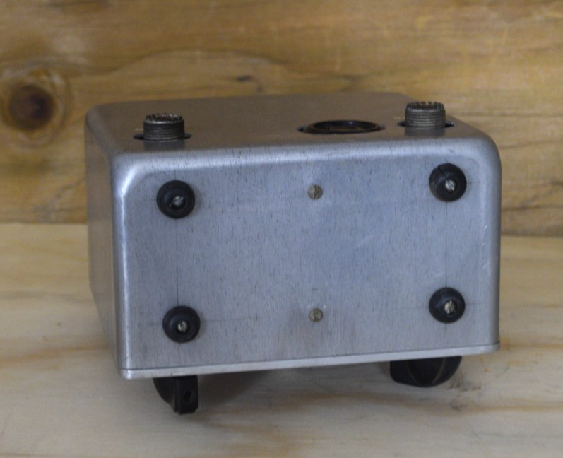 Analog Audio Processor Gain Control Tuning Signal Processing Unit Input Output