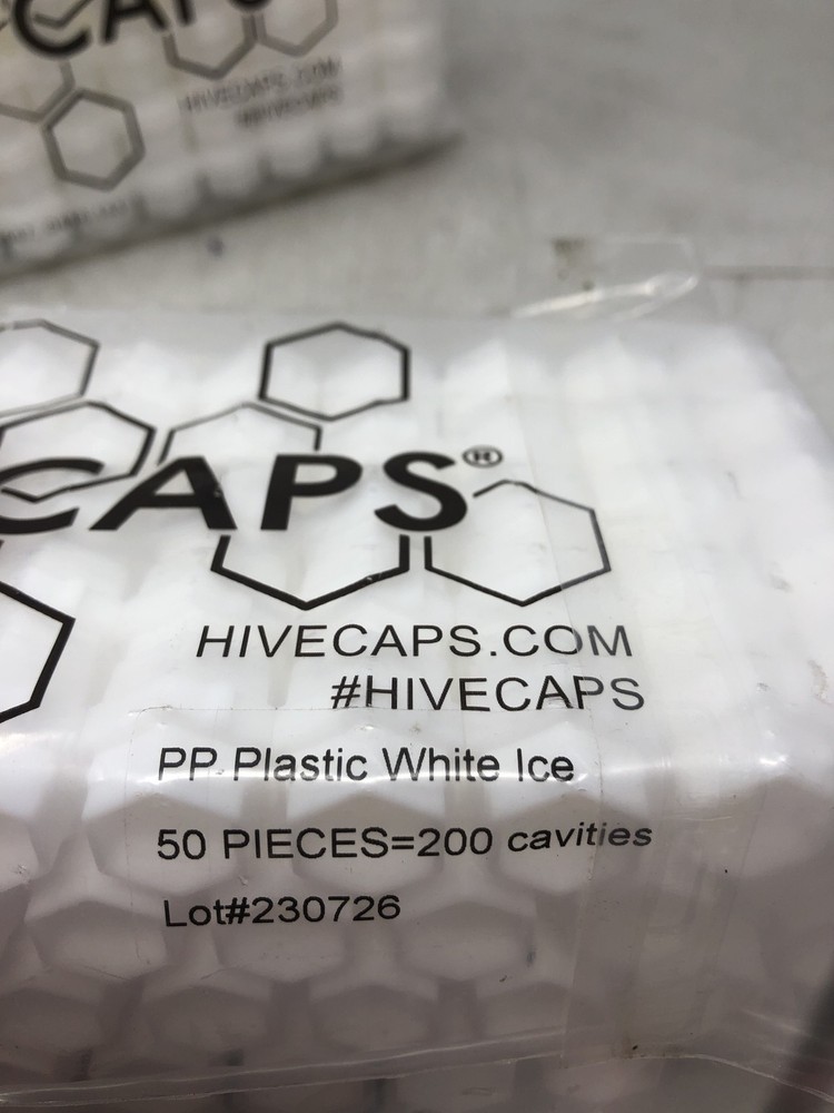 Hive Caps Hexagonal Ice Molds PP Plastic White 200 Cavities 2Pk