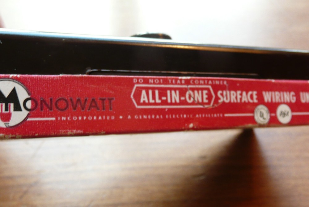 Vtg MONOWATT All In One Through Wiring Surface Mount Rosette Unit Bakelite NOS