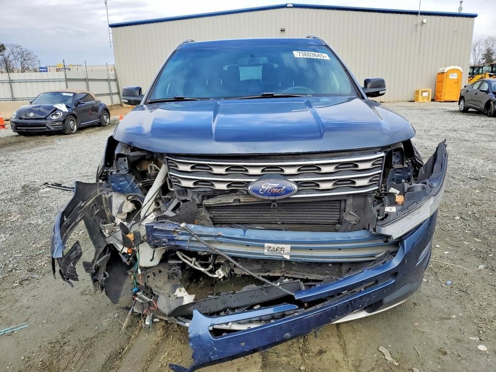 EXPLORER 2017 Glove Box 5028918