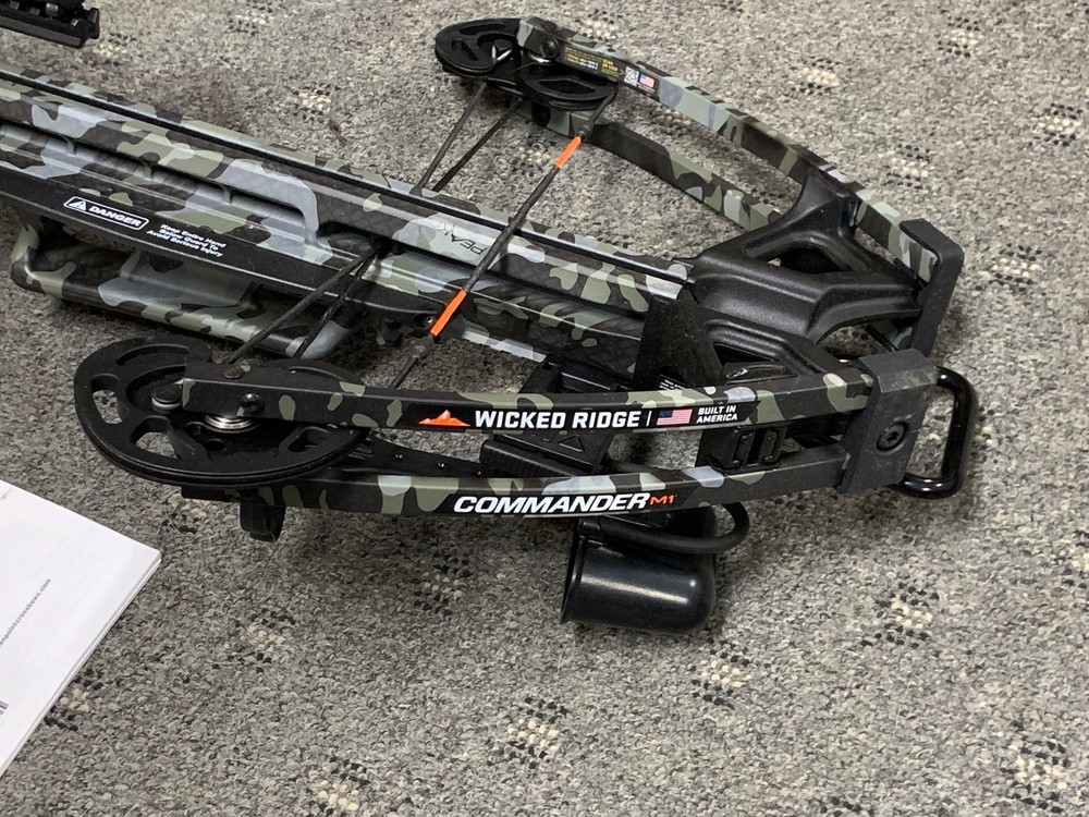 Wicked Ridge Commander M1 Crossbow- w/ Tenpoint Scope & AcuDraw