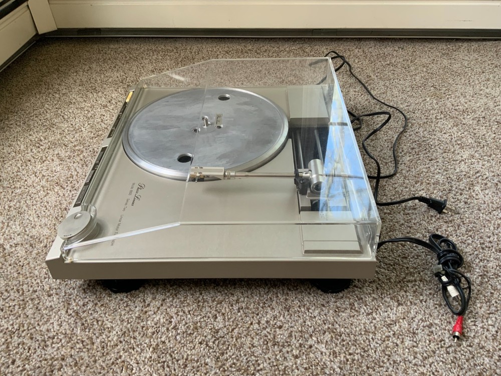 Phase Linear Model 8000 Linear Motor Turntable Series 2 - Untested - Powers On!