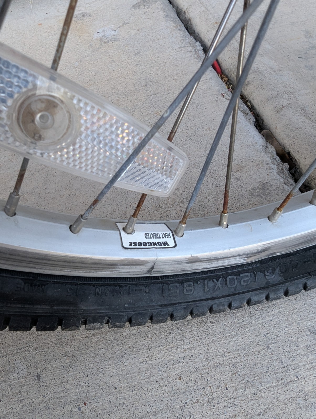 Vintage BMX Bike Mongoose Hoop-D All Original Trick Bike