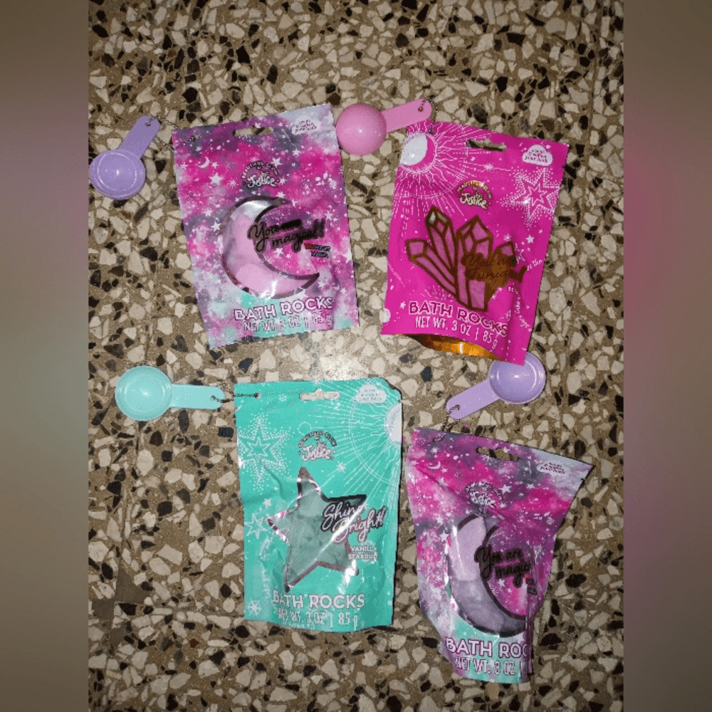 One surprise Bath bomb