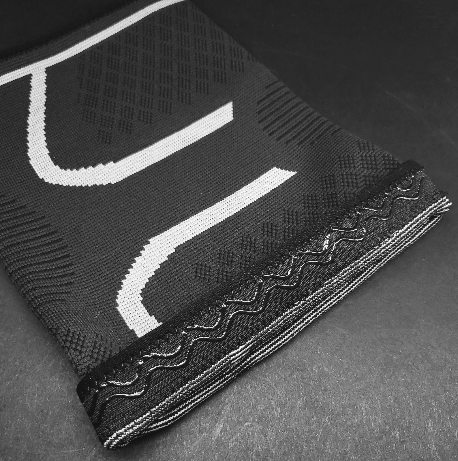 2XL-5XL Compression Knee Sleeve Brace Big & Tall/Arthritis/Joint Support/Patella