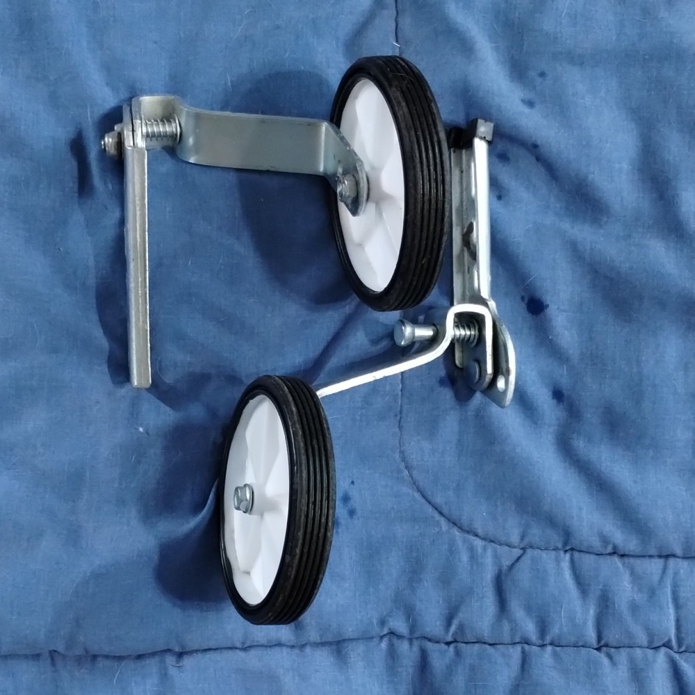 Adjustable Durable Training Wheels Set, Steel Brackets, White Plastic, Black Ru…