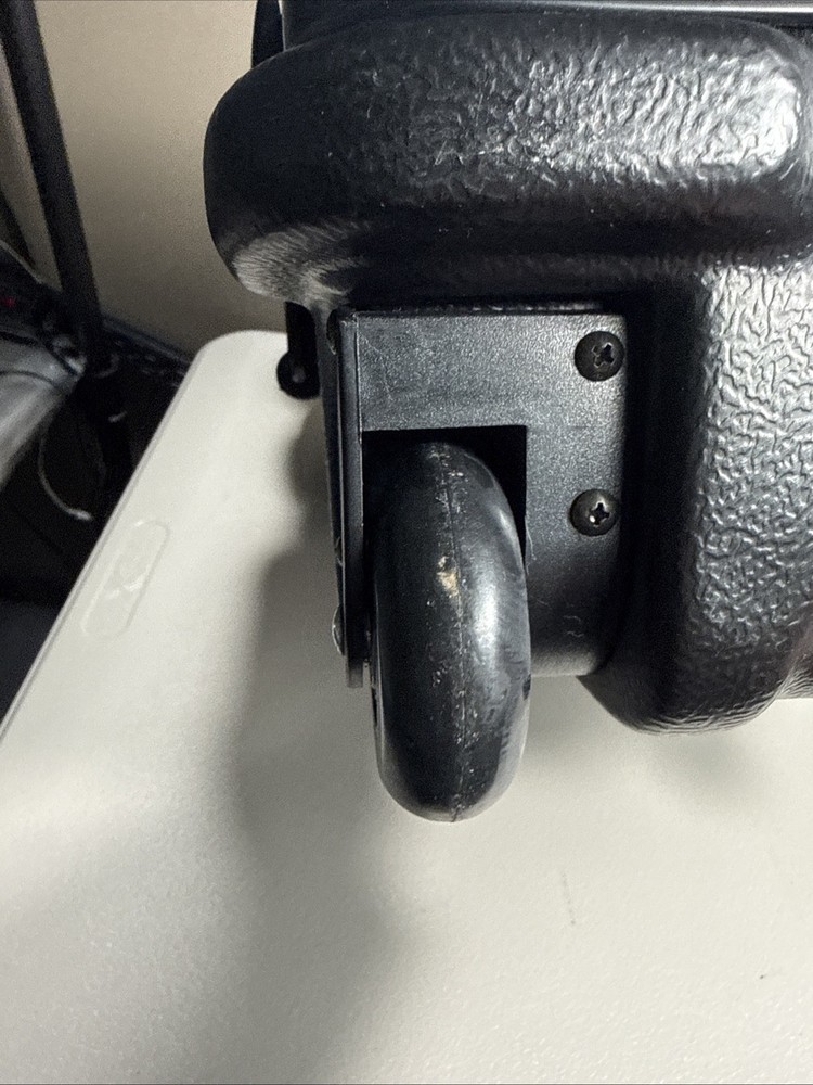 VTG Sudhaus Combo-Code 20” Black Hardshell Rolling Case Keys Combo EXCELLENT EUC