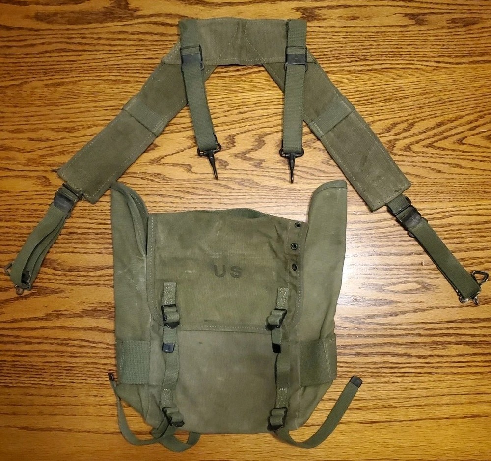WW2 Era Authentic US Military M1956 Combat Field Pack Backpack With Strap 1960