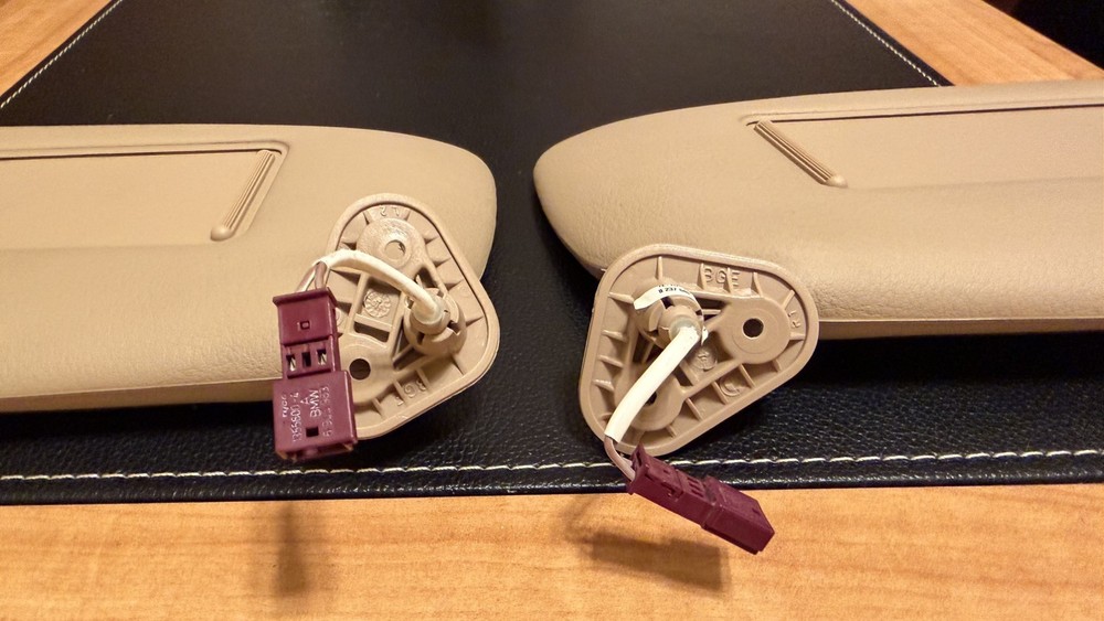 BMW E39 5 Series OEM Beige Sun Visor(Left & Right) Pristine Condition