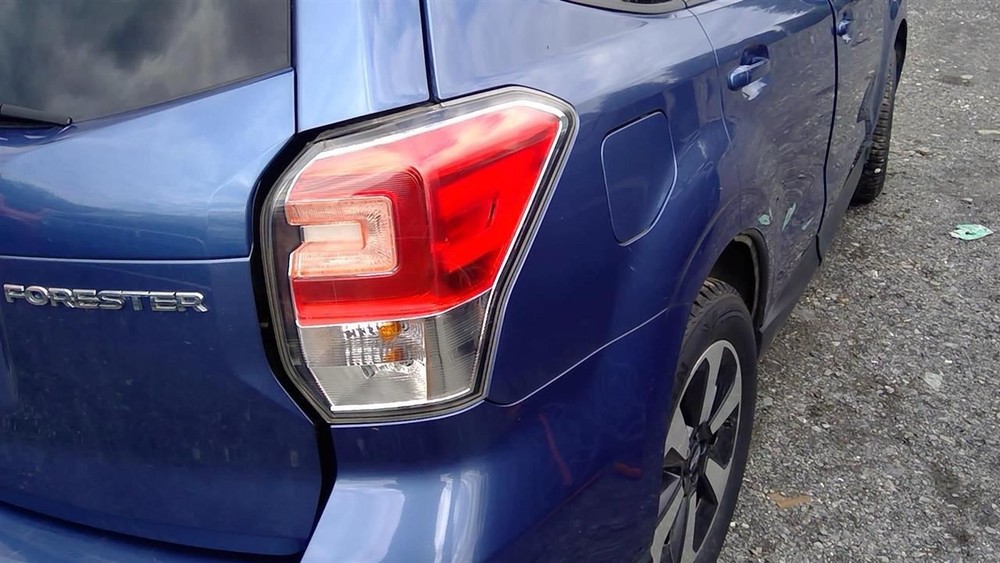 FORESTER 2018 Glove Box 2128746