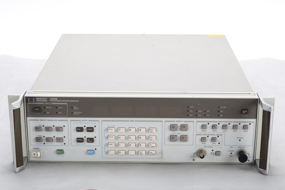 HP 3325B Synthesizer / Function Generator - No Options