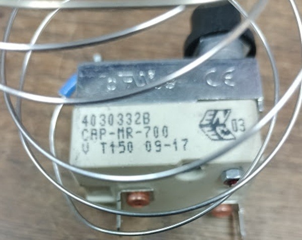 SELCO THERMOSTAT 4030332B