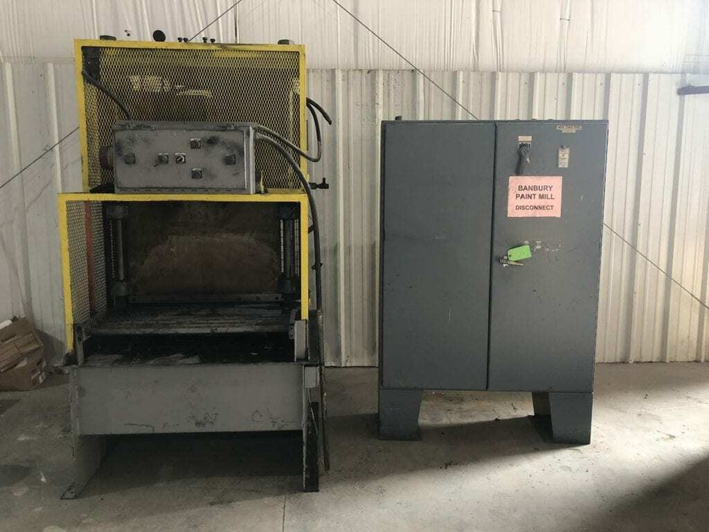 32" Hydraulic Sheet Metal Shear w/ Electrical Control Panel