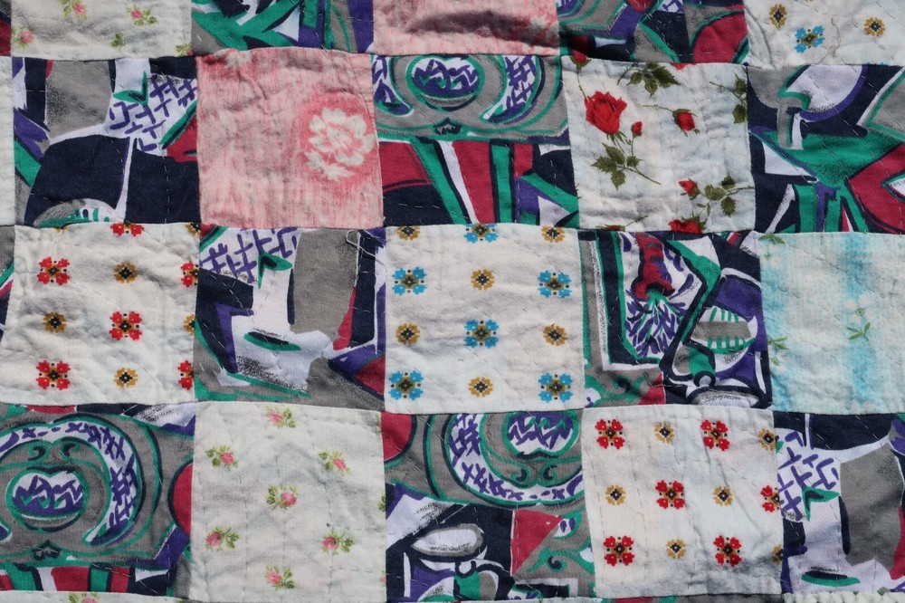Vtg Patchwork Pattern King Quilt Measures 74x85" 2 Sided Unique Beautiful Rare