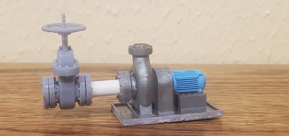 O Scale Centrifugal Pump and Motor - MEDIUM