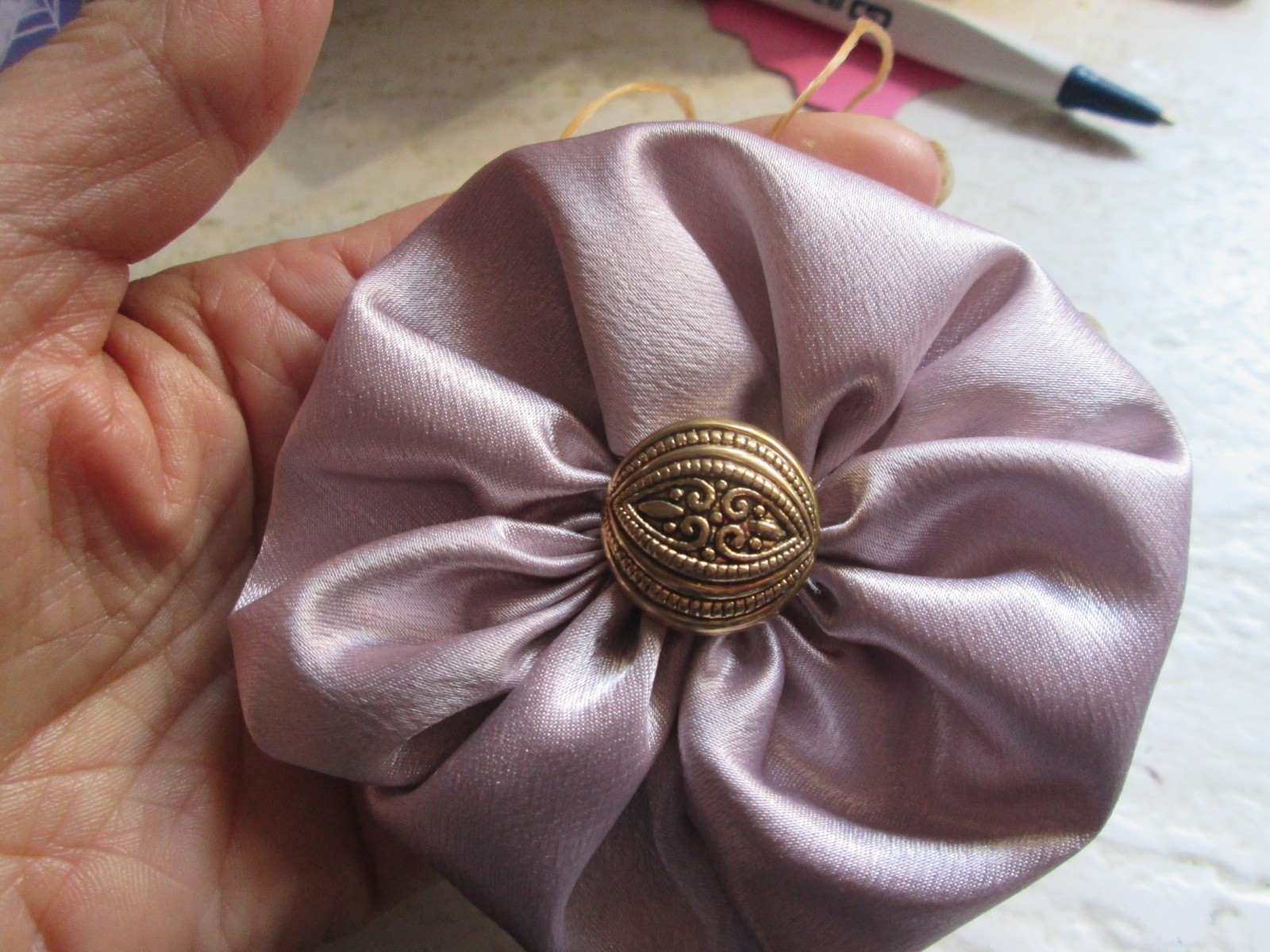 REENACTOR 18THC REV WAR COLONIAL HAT DRESS COCKADE PALE LILAC SATIN BRASS BUTTON