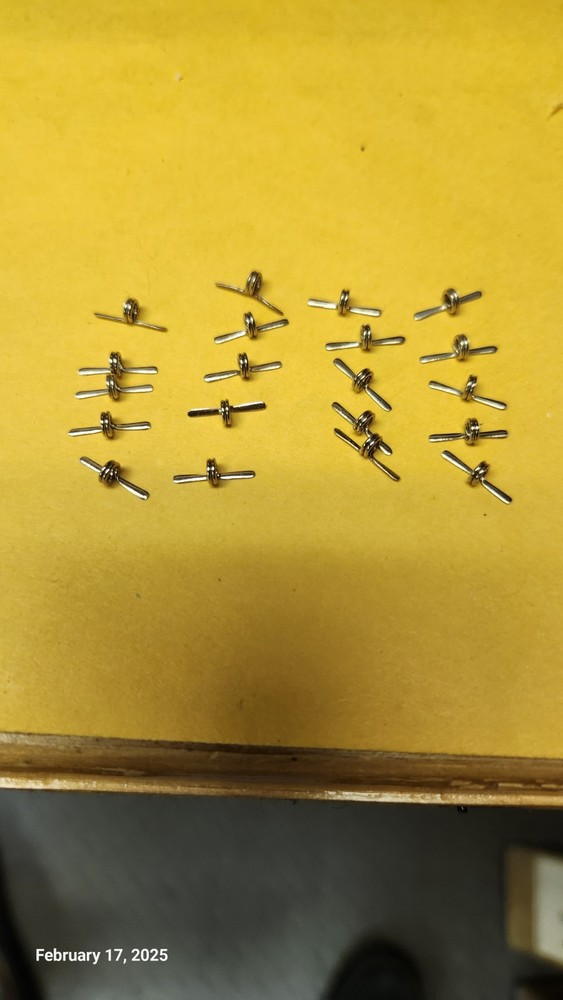 20 Small Hookkeepers Lot