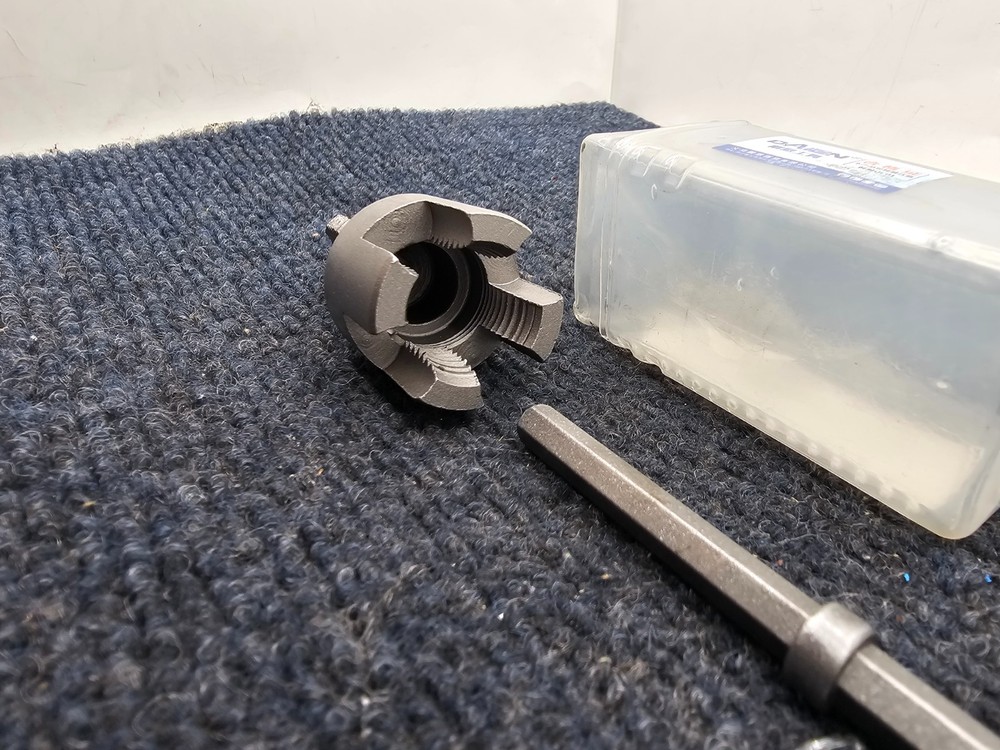 DAIEN QC01 PVC Pipe Internal And External Thread Tool