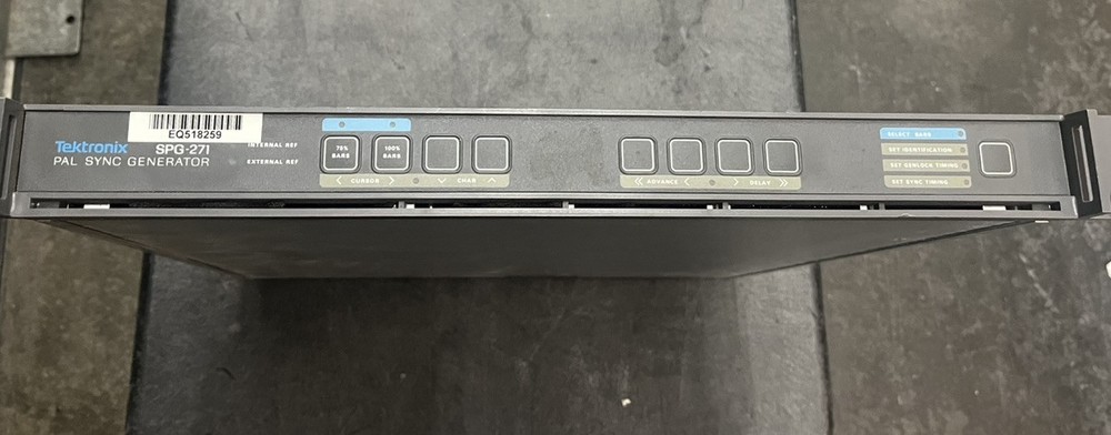 Tektronix SPG-271 (PAL SYNC GENERATOR) RACK MOUNT, NO CABLES