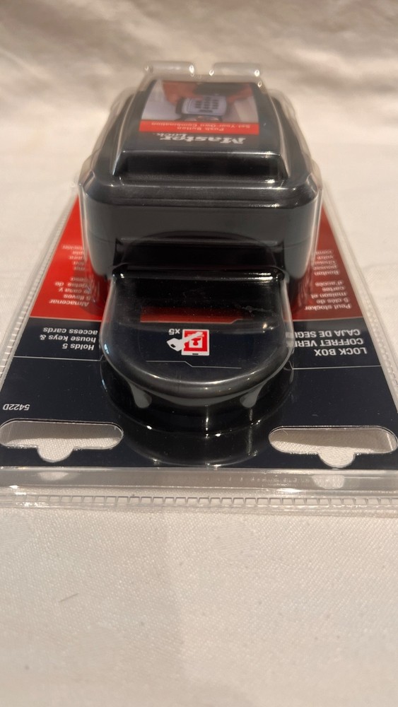 NEW MASTER LOCK PUSH BUTTON KEY PORTABLE LOCK BOX #5422D