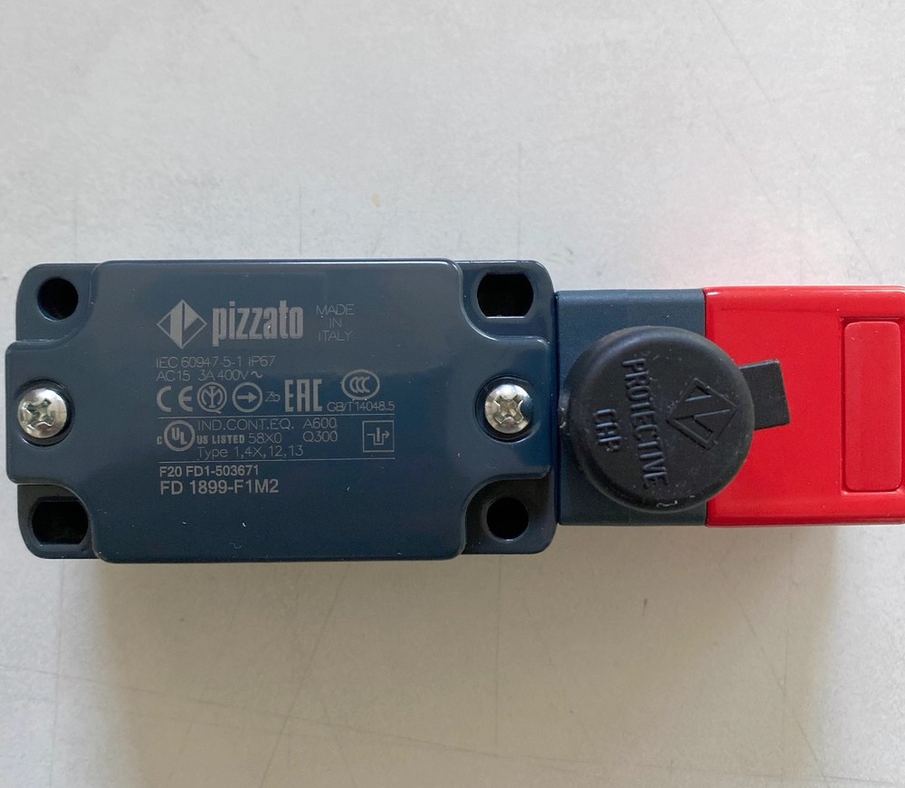 Pizzato Limit switch FD 1899-F1M2