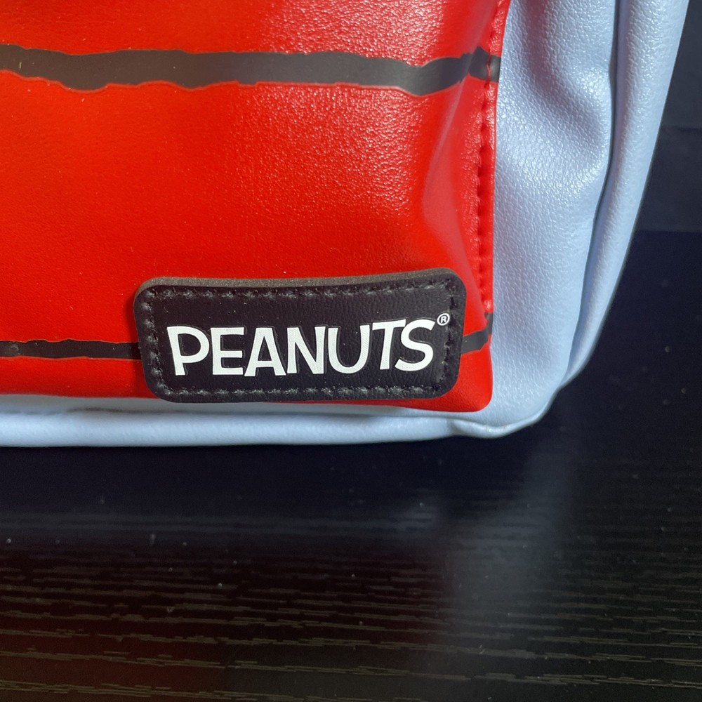 Peanuts Snoopy mini Backpack New with tags Red Doghouse