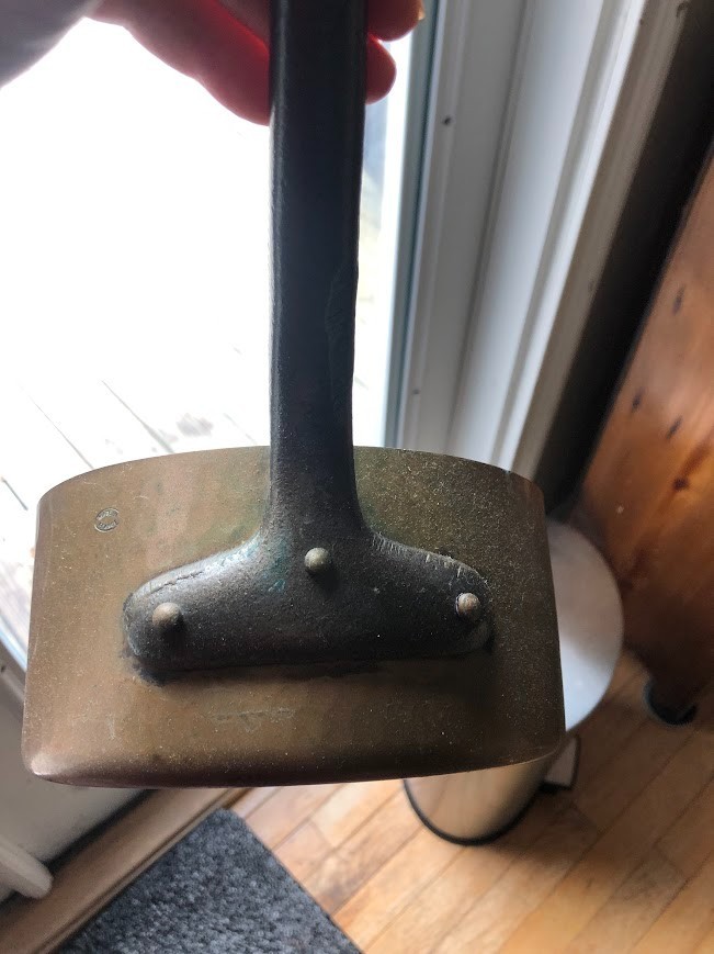 VINTAGE COPPER SAUCEPAN
