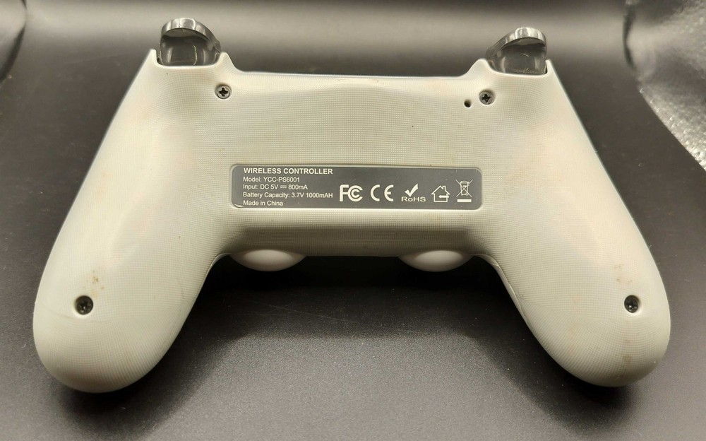 White PS4 Controller ***For Parts or Repair Only***